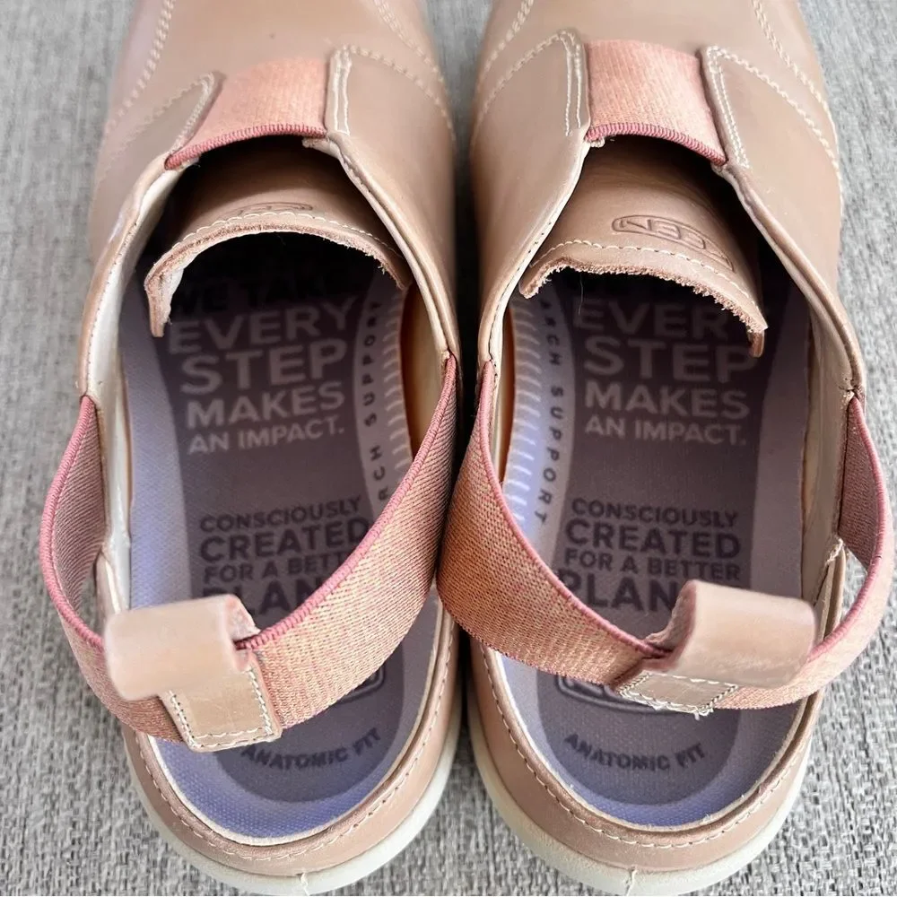 KEEN Lorelai II Slip-On Tan/Brick Dust Casual Shoes Size 8